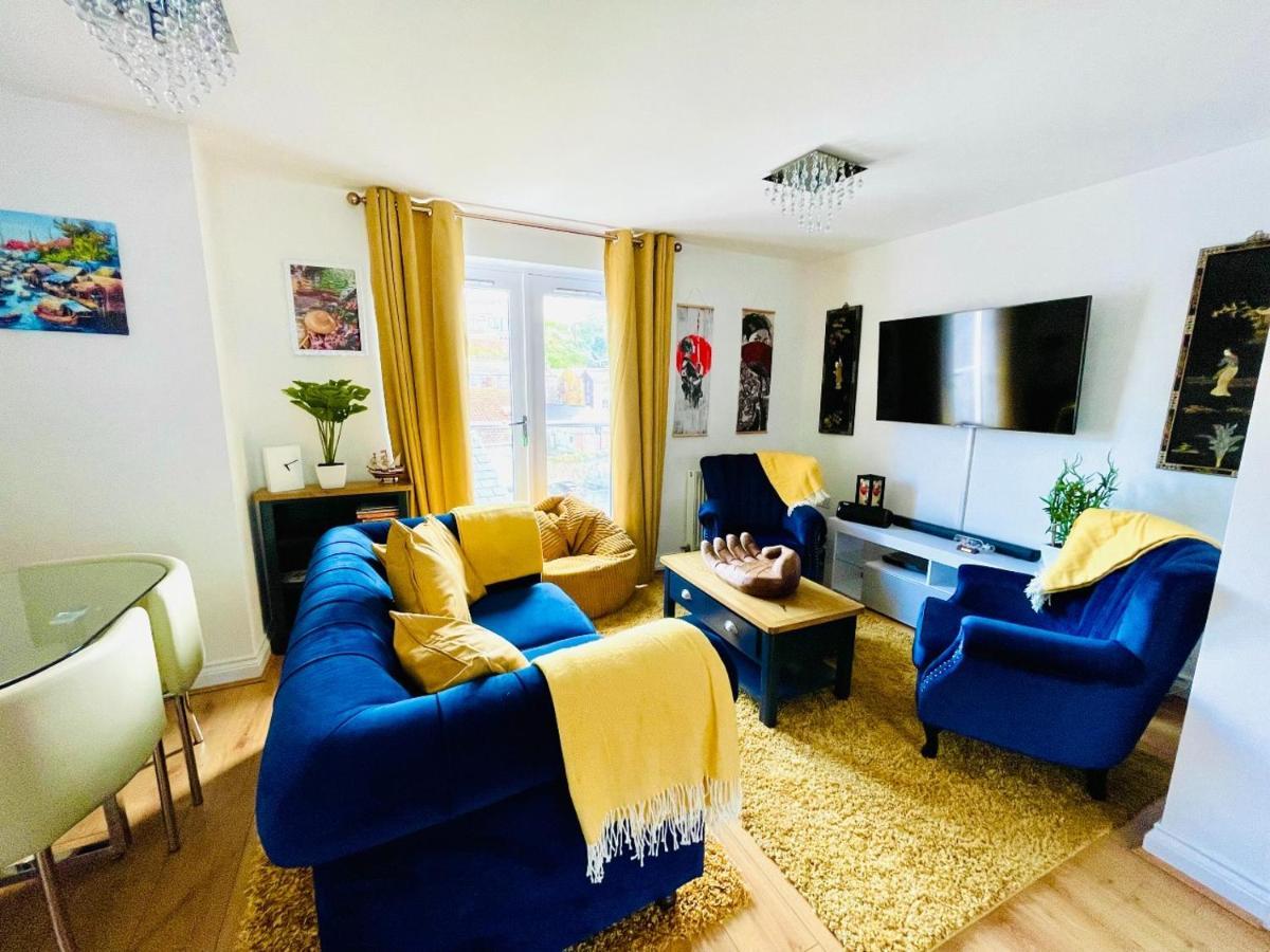 Captains Rest - 2 Bedroom Apartment In The Heart Of ブリックハム エクステリア 写真